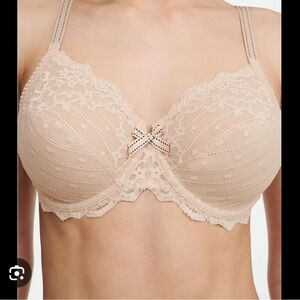 Chantelle Rive Gauche Lace Bra in Tan